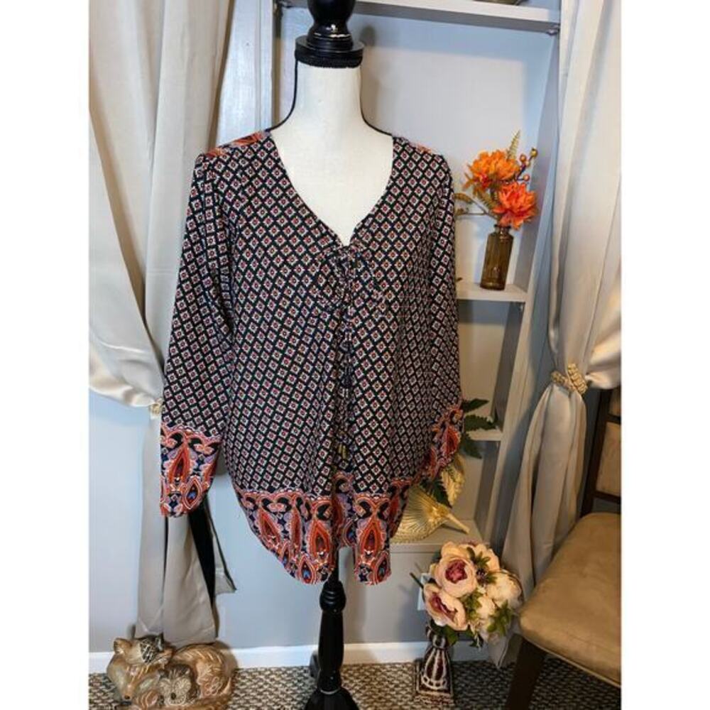 Time To Bloom size 2X EUC Tie Front Elastic Wrist Sleeve Paisley Print Top